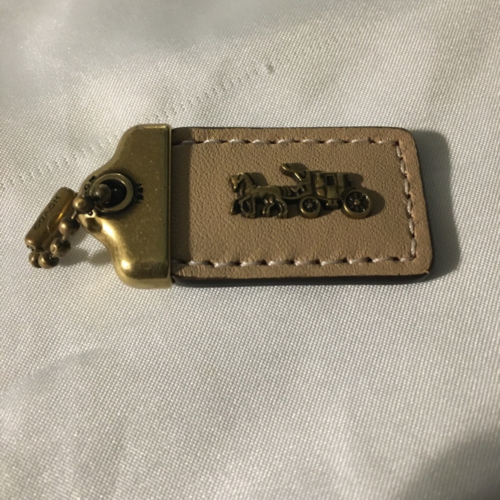 Coach 1941 Beechwood Tan Purse Clutch Hangtag
